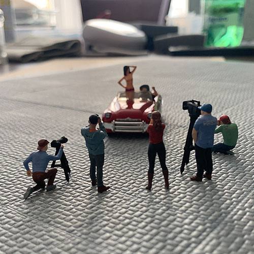 hot-wheels-diorama-photographers set