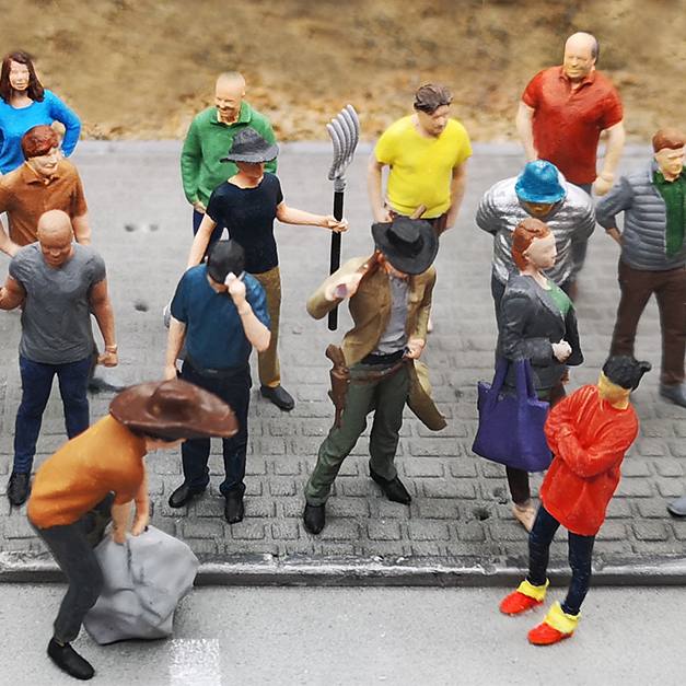 1-64-diorama-people-figures-characters