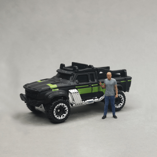 1-64 scale diorama bald black guy