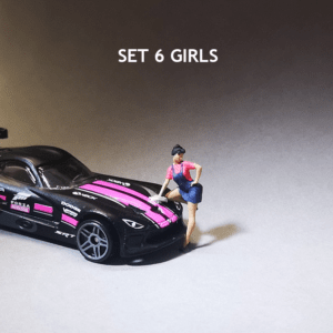 1-64-set-scale-girls-washing-car