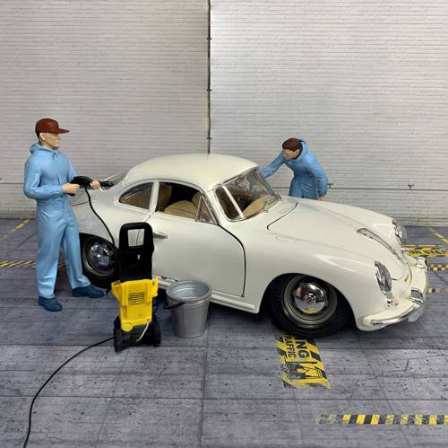 1-18 Scale Car Washers with High Pressure Washer Diorama Figures